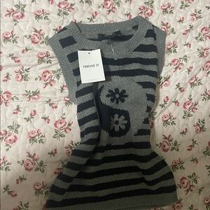 Striped Yin & Yang Tank Top Forever 21